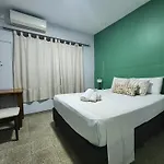 Hotel Juan B Justo Garden