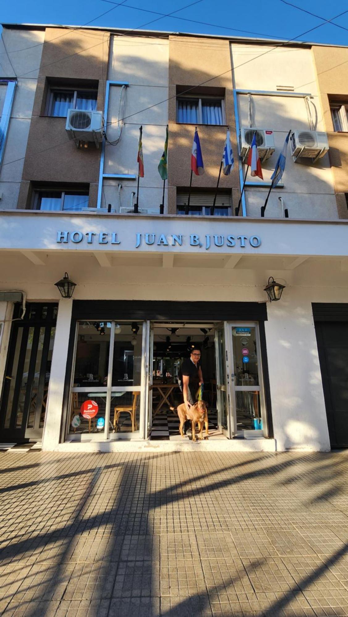 Juan B Justo Garden Hotel 2*
