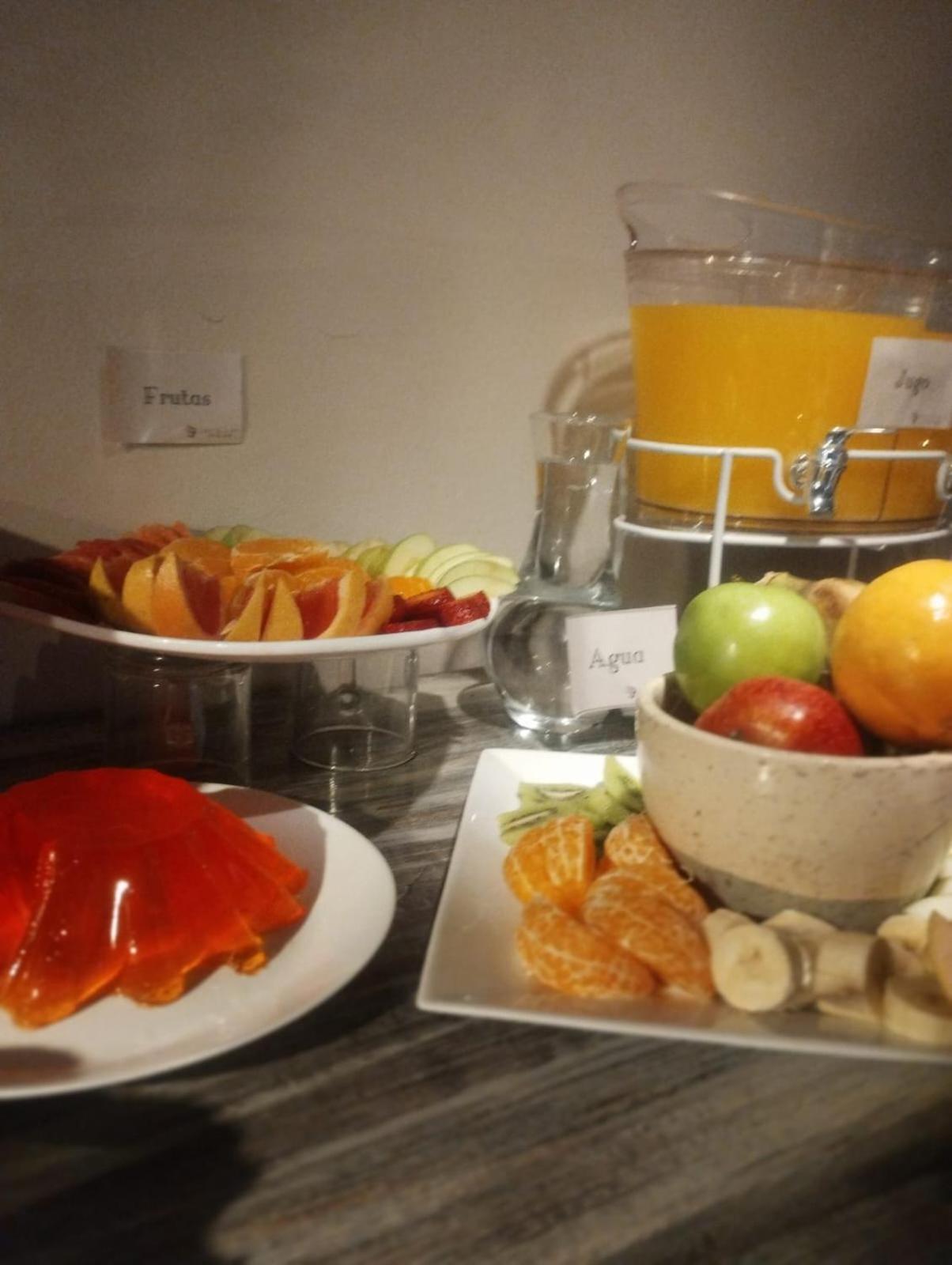 Hotel Juan B Justo Mendoza