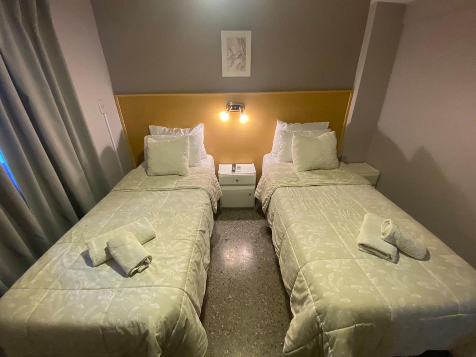 Juan B Justo Garden Hotel 2*