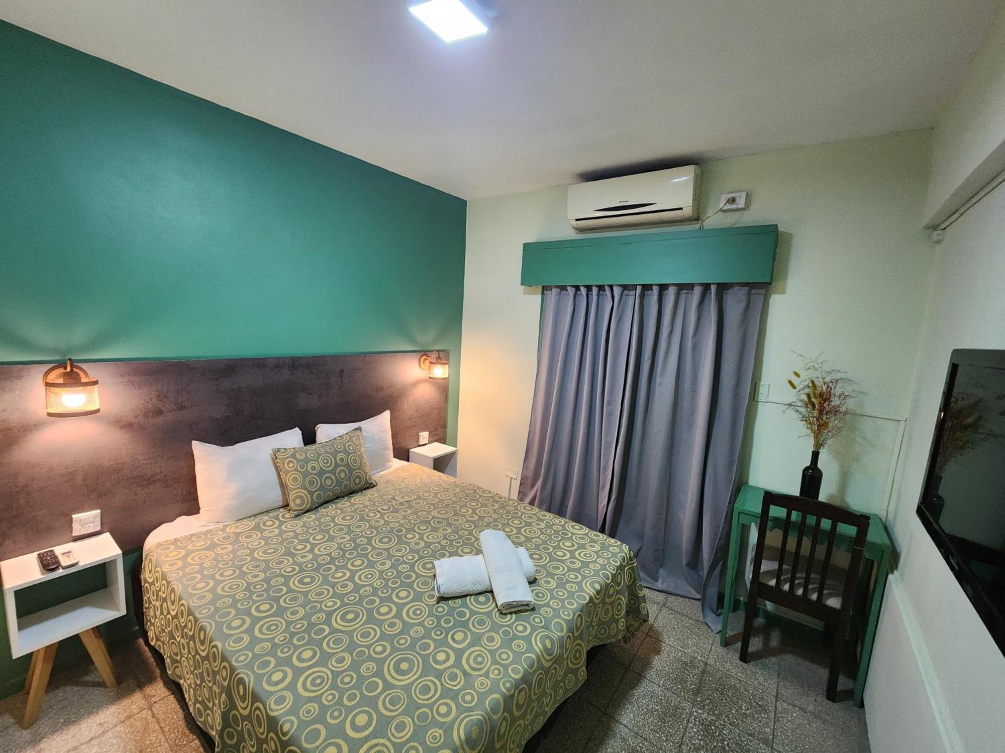 Hotel Juan B Justo 2*